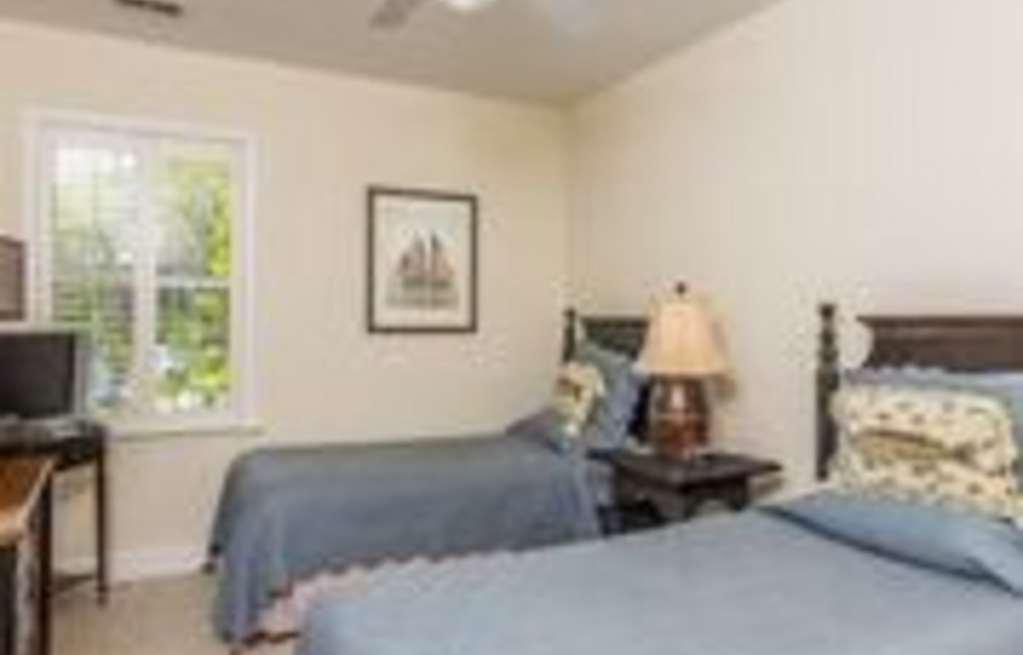 Sea Gate Inn St. Simons Island Pokój zdjęcie
